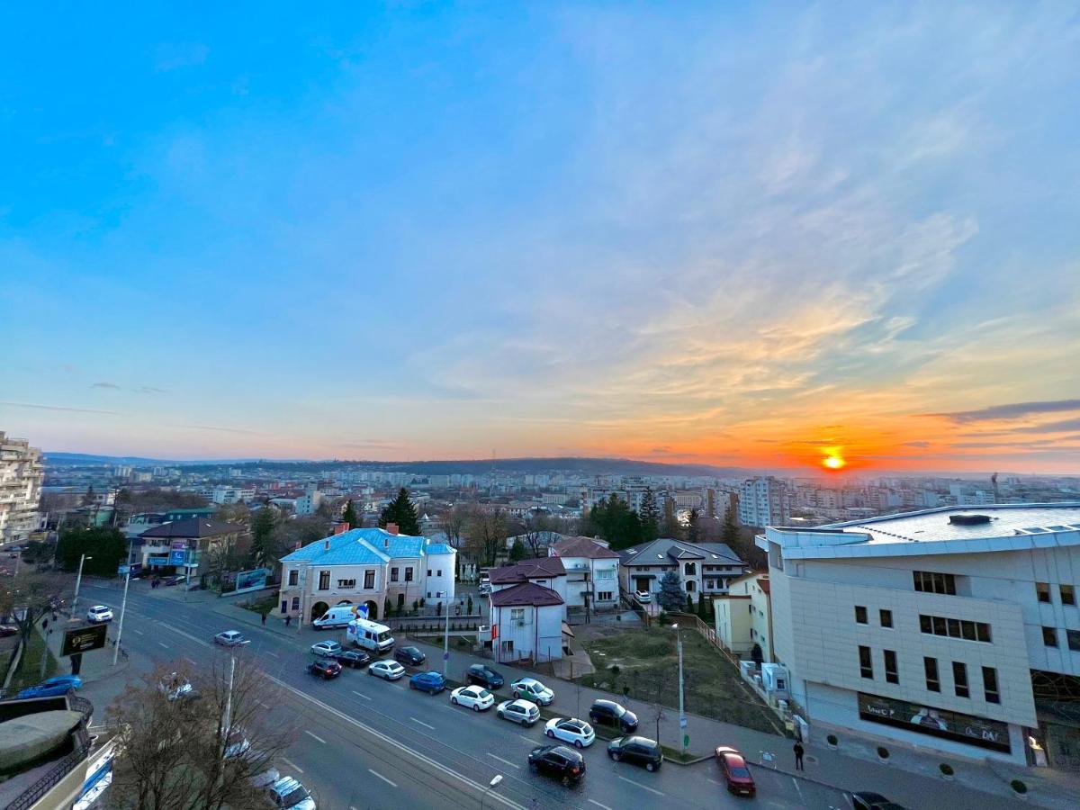 Mnm Lapusneanu Apartment Iasi Ngoại thất bức ảnh